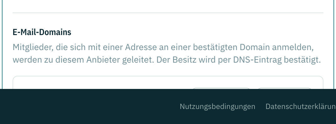 Der Bereich für E-Mail-Domains: eine Domain verifiziert, eine mit dem TXT-Eintrag, auf den sie wartet.