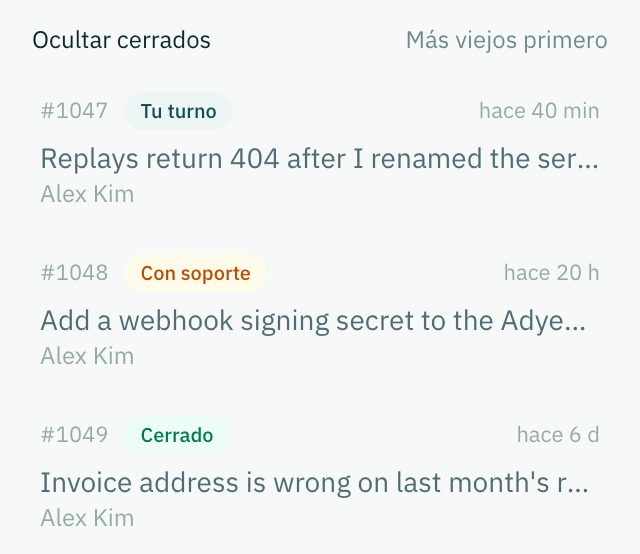 La lista de tickets con tres tickets: uno marcado Tu turno, uno Con soporte y uno Cerrado, cada uno con su número y la hora del último mensaje