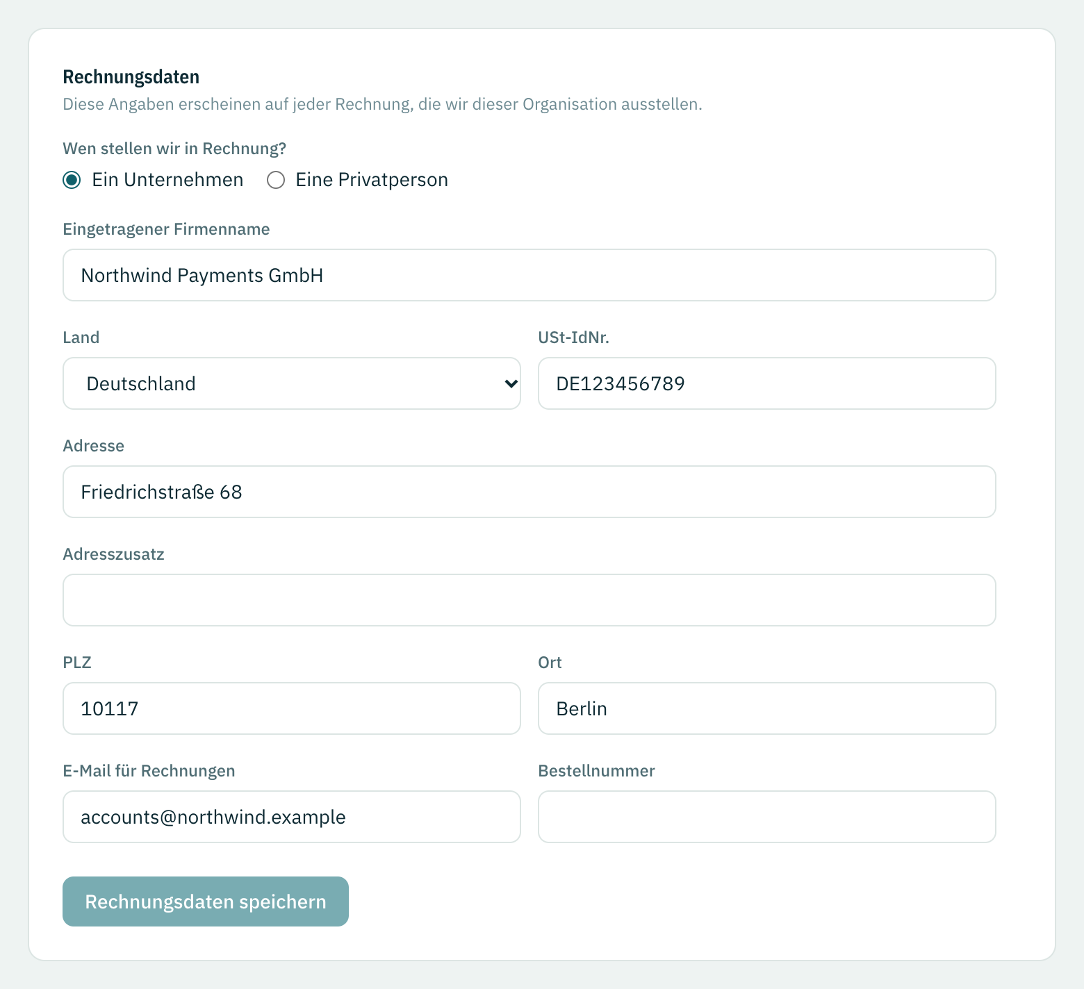 Das Formular Rechnungsdaten, ausgefüllt für ein Unternehmen in Deutschland: eingetragener Name, Land, USt-IdNr., Adresse und E-Mail für Rechnungen, ohne Bestellnummer.